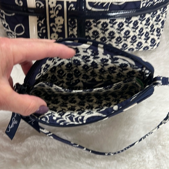 Vera Bradley shoulder bag and wristlet VGUC - Picture 17 of 17
